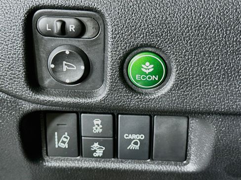 Used 2025 Honda Ridgeline RTL image 17