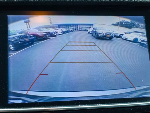 Used 2018 Buick Encore Preferred FWD image 5