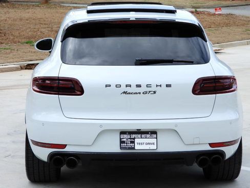 Used 2018 Porsche Macan GTS image 24