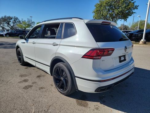 Used 2023 Volkswagen Tiguan SE R-Line image 7