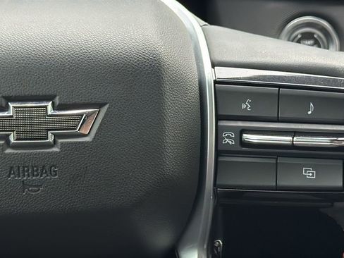 Used 2023 Chevrolet Colorado Z71 w/ Z71 Convenience Package 2 image 23