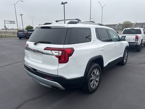 Used 2020 GMC Acadia SLT w/ Premium Package image 3
