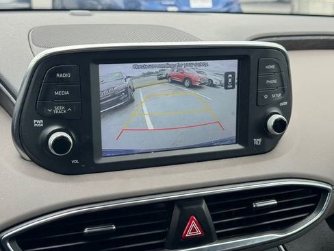 Used 2020 Hyundai Santa Fe SE FWD image 25