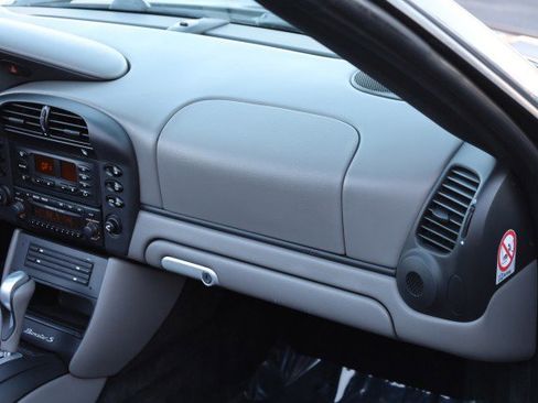 Used 2003 Porsche Boxster S image 40