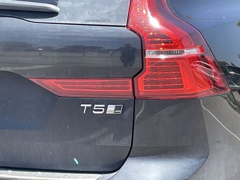 Used 2020 Volvo XC60 T5 Inscription w/ Protection Package Premier AWD/4WD image 6