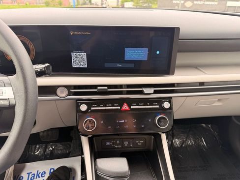 Used 2025 Hyundai Tucson SEL FWD image 19