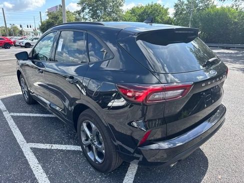 Used 2024 Ford Escape ST-Line w/ Tech Pack #1 FWD image 6