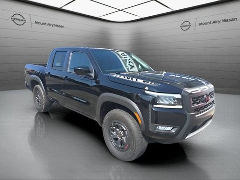 Certified 2026 Nissan Frontier PRO-4X AWD/4WD image 2