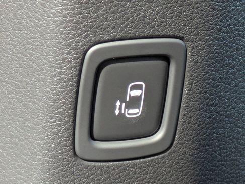 New 2026 Kia Carnival EX image 20