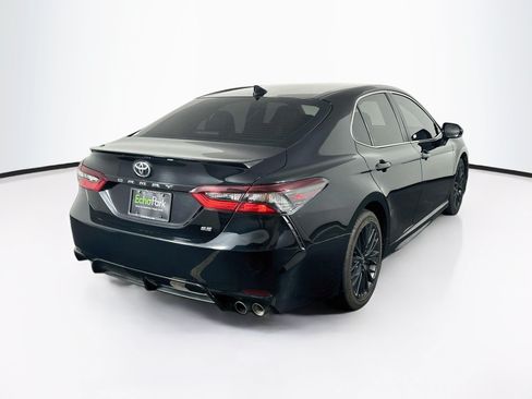 Used 2023 Toyota Camry SE FWD image 9
