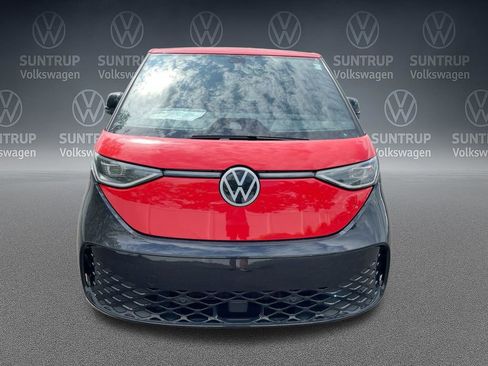 New 2025 Volkswagen ID. Buzz Pro S RWD image 34