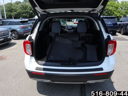 Used 2022 Ford Explorer XLT w/ Equipment Group 202A AWD/4WD image 29