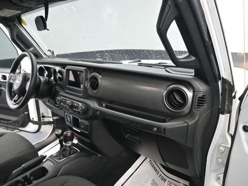 Used 2022 Jeep Wrangler Unlimited Sport AWD/4WD image 15