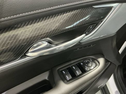 Used 2023 Cadillac XT6 Sport AWD/4WD image 16