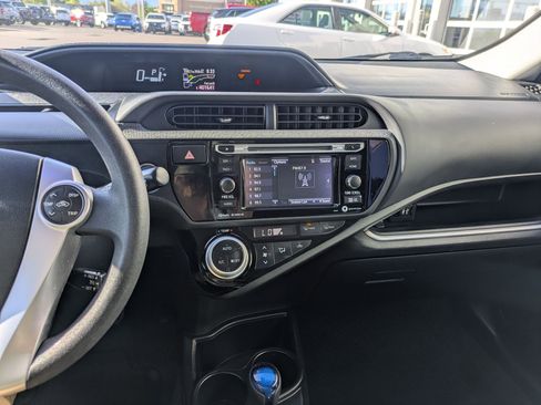 Used 2017 Toyota Prius C Three image 25