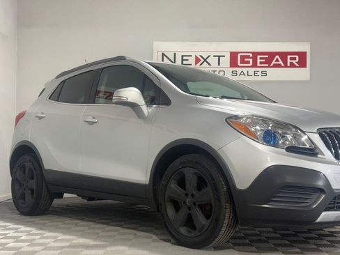 Used 2016 Buick Encore FWD image 2