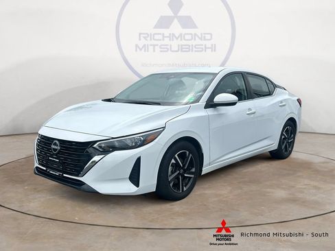 Used 2024 Nissan Sentra SV FWD image 7