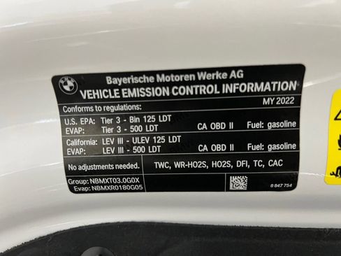 Used 2022 BMW X7 xDrive40i AWD/4WD image 47