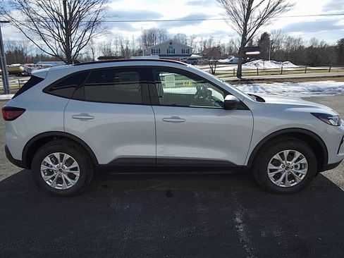 New 2026 Ford Escape Active w/ Cold Weather Package AWD/4WD image 9