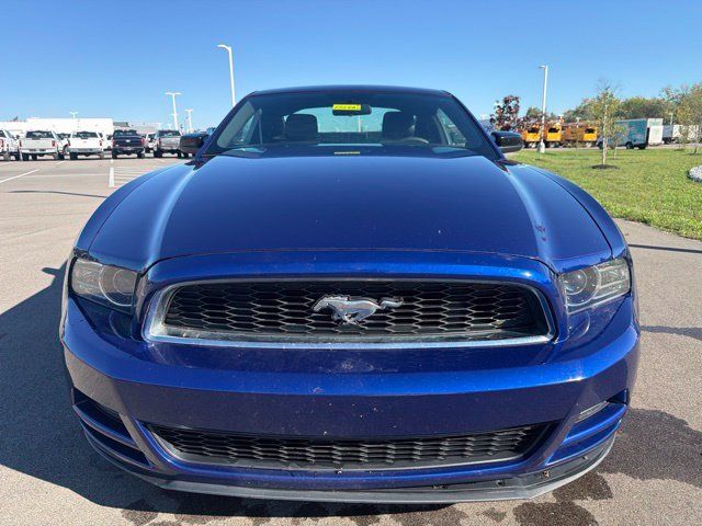 Used 2013 Ford Mustang Coupe w/ V6 Performance Pkg RWD image 3