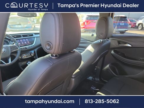 Used 2022 Buick Encore GX Select image 10