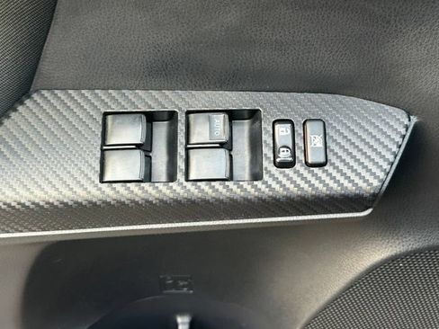 Used 2013 Toyota RAV4 XLE AWD/4WD image 20