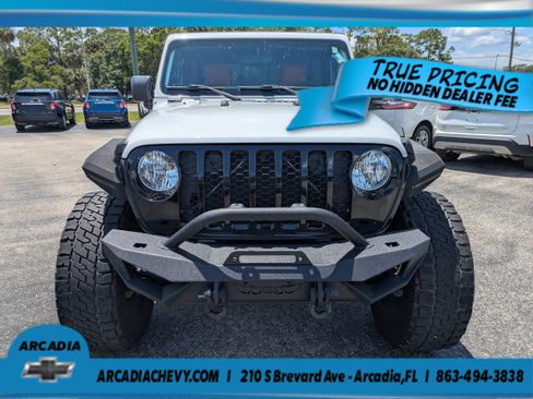 Used 2022 Jeep Gladiator Sport AWD/4WD image 9