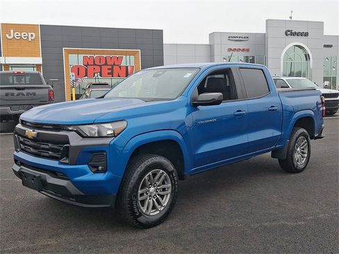 Used 2023 Chevrolet Colorado LT w/ LT Convenience Package II image 6