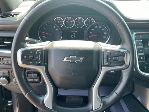 Used 2021 Chevrolet Suburban Z71 w/ Luxury Package AWD/4WD image 14