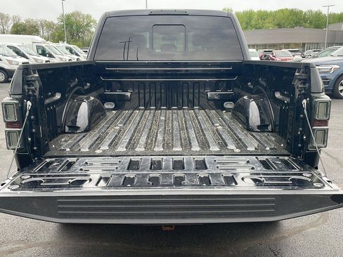 Used 2019 Ford F150 XLT w/ Equipment Group 302A Luxury AWD/4WD image 5