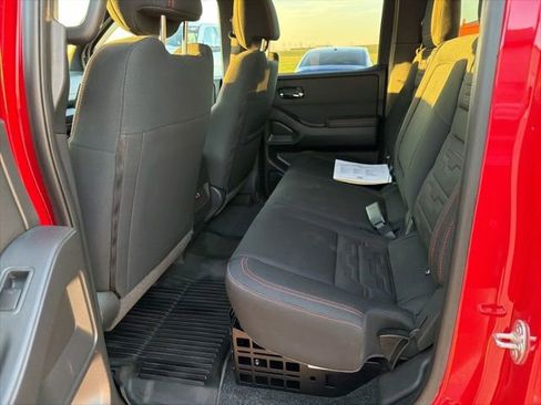 Used 2024 Nissan Frontier PRO-4X w/ Technology Package image 12