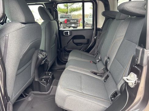 New 2026 Jeep Gladiator Willys image 40