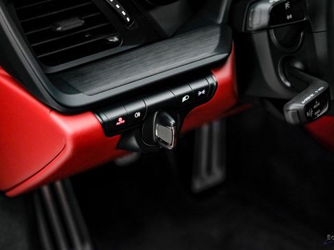 Used 2024 Porsche 911 Carrera GTS image 67