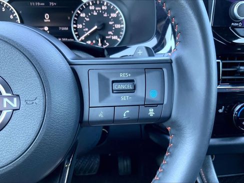 Used 2025 Nissan Pathfinder Rock Creek AWD/4WD image 25