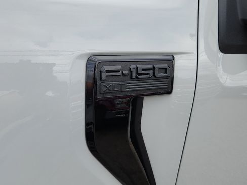 Used 2024 Ford F150 XLT w/ XLT Black Appearance Package AWD/4WD image 31