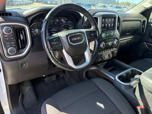 Used 2020 GMC Sierra 1500 Elevation w/ Elevation Value Package image 20