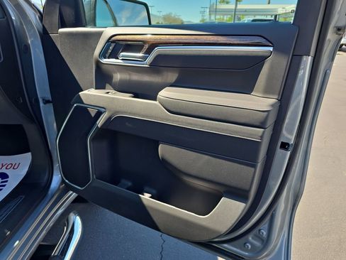 New 2026 GMC Sierra 1500 SLE image 40