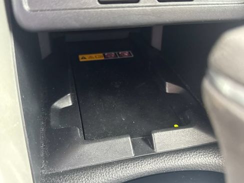 Used 2024 Toyota Corolla Cross AWD Hybrid image 22