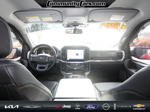 Used 2022 Ford F150 Lariat w/ Max Trailer Tow Package image 24