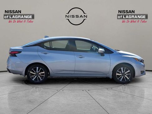 New 2025 Nissan Versa SV w/ Trunk Package FWD image 4