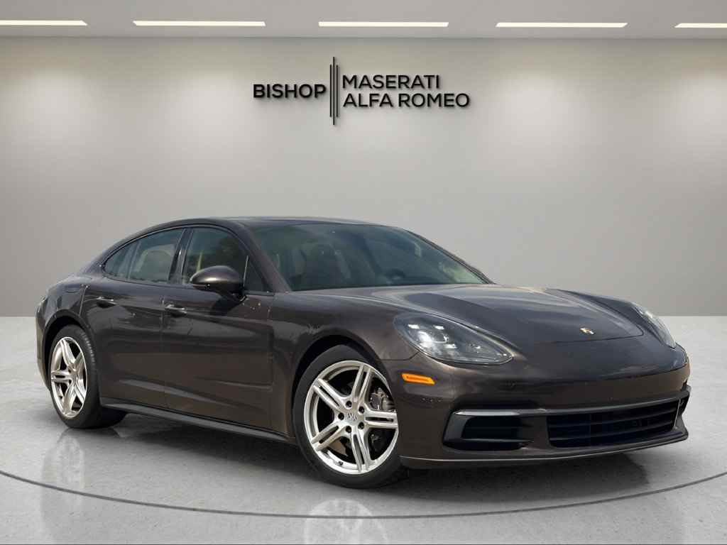 Used 2018 Porsche Panamera RWD image 1
