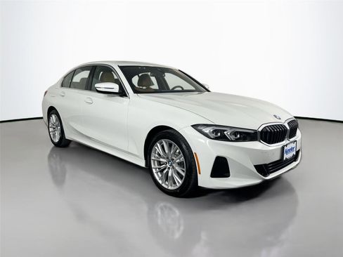 Certified 2024 BMW 330i xDrive Sedan w/ Premium Package AWD/4WD image 7