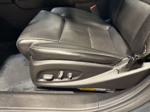 Used 2015 Cadillac XTS Luxury AWD/4WD image 25