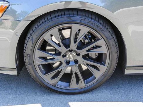 New 2025 Audi S8 image 9