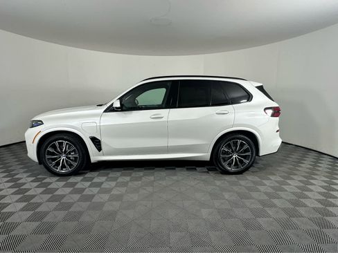 New 2026 BMW X5 xDrive50e w/ M Sport Package image 7
