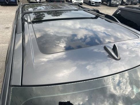 Used 2019 Ford Expedition Limited w/ Equipment Group 302A image 9