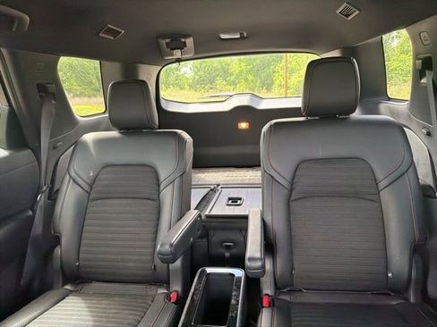 Used 2025 Nissan Pathfinder Rock Creek AWD/4WD image 15