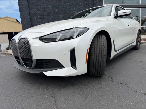 Used 2025 BMW i4 eDrive40 RWD image 4