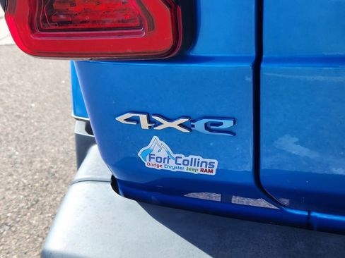 Used 2022 Jeep Wrangler Unlimited Sahara w/ Cold Weather Group image 31