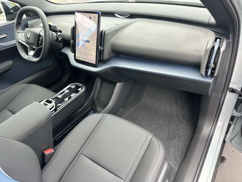 New 2026 Volvo EX30 Plus image 21